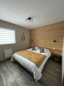 Chalets le bleu du lac Sauna et Spa : photos des chambres