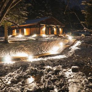 Novosiele Lifestyle Apartments - nad górską rzeką - Strefa relaksu sauna jacuzzi - Bieszczady