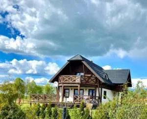 Mazurska Osada nad jeziorem Orzysz - 维德米内