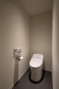 The Lively Osaka Honmachi