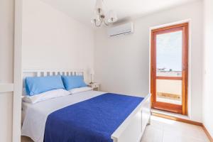 Mondello Sabrina Apartments