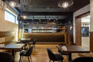 NeboS Hotel & Restaurant