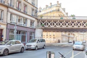 Greeter-Bel appartement Parisien de 70m2 - St Lazare