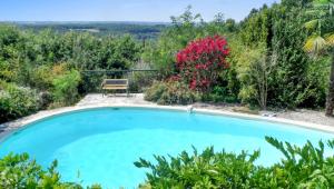 Maisons de vacances Maison de 2 chambres avec piscine privee jardin amenage et wifi a Bruniquel : photos des chambres