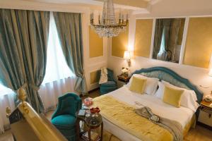 Deluxe Double Room room in Hotel Bernini Palace