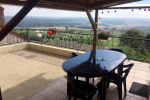 Appartements Vue panoramique sur le vignoble : photos des chambres