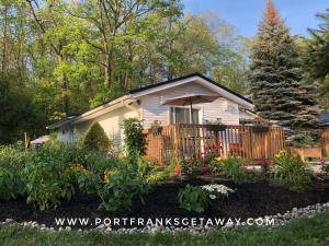 Romantic Studio Cottage