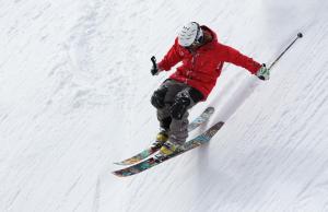 Holiday Home room in Awesome Ski location - Alta-Snowbird - Private Hot Tub - Park