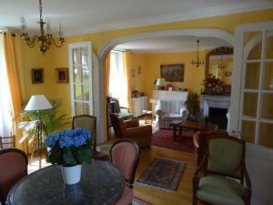 B&B / Chambres d'hotes La Maison Blanche : photos des chambres