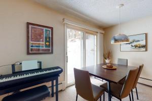 East Vail Condo #102