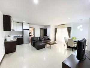 Two-Bedroom Apartment room in 14 Place Sukhumvit Suites