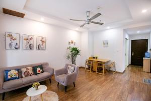 BOM HOMES- VINHOMES TIMES CITY- 2BR-LUXURY APt