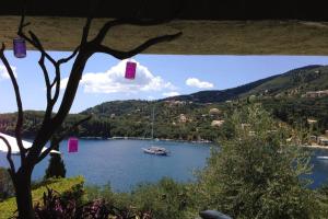 kala.mia charming sea view villa