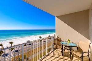 Two-Bedroom Apartment room in Majestic Sun 512A
