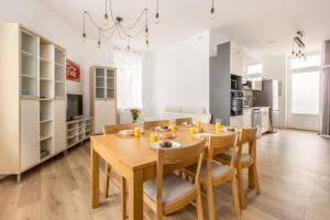 Appartements Grand appartement avec 3 salles de bain : photos des chambres