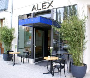 Alex Hotel hotel, 
Berlin, Germany.
The photo picture quality can be
variable. We apologize if the
quality is of an unacceptable
level.