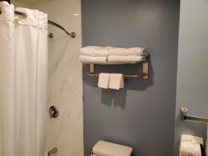 Ocean Surf Inn & Suites