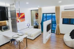 Apple Home 1 @ Menara Simfoni/Symphony Tower C180/Cheras/Mines/Balakong/Kuala Lumpur - 4hvězdičkové hotely ve městě Seri Kembangan