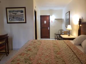 King Room with Partial Ocean View room in Yunque Mar Beach Hotel