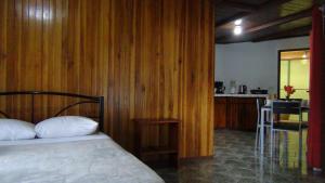 Monteverde Family House