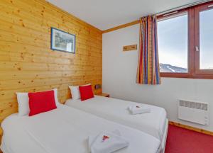 Hotels Hotel Emeraude : photos des chambres