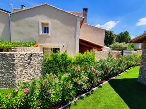 Maisons de vacances Au Murmure de la Sorgue : photos des chambres