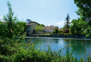 Maisons de vacances Au Murmure de la Sorgue : photos des chambres