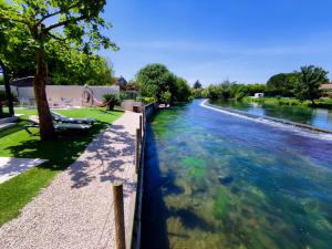 Maisons de vacances Au Murmure de la Sorgue : photos des chambres