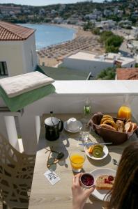 Krinos Suites Andros Andros Greece