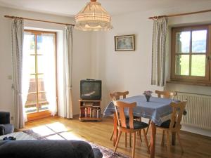 Two-Bedroom Apartment room in Ferienwohnungen Reiter
