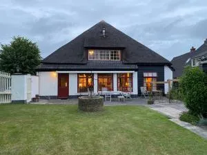 Koningshof - 赫鲁特