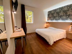 Hotels Hotel de Bordeaux : photos des chambres