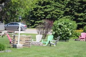 Avonlea bachelor cottages - Stanley Bridge