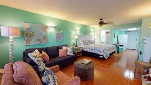 One-Bedroom Apartment room in 143 Sea Breeze Condo
