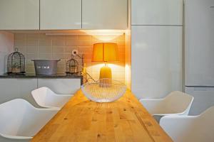 Colourful and Tasteful 2bedroom Apartment in Graça