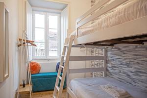 Colourful and Tasteful 2bedroom Apartment in Graça