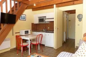 Appartements Locmariaquer - Duplex 4 pers - acces direct a la plage : photos des chambres