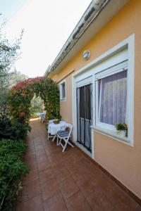 Studio Apartment 2 room in Apartments Tara - 70 m from beach