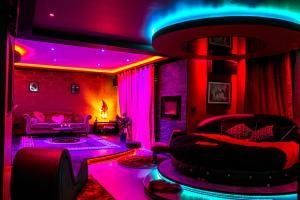 LInsolite Spa Privatif Suite Luxueuse-Jacuzzi"