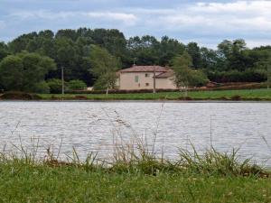 Maisons d'hotes Le Moulin de l'Etang : Chambre Quadruple avec Douche - Non remboursable