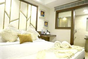 Hotel Grand Girdhar