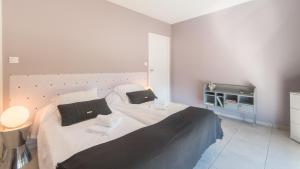 Villa Spacieuse avec Jacuzzi Privatif