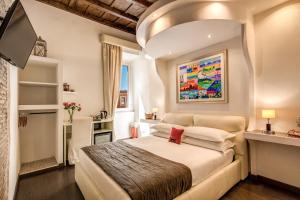 Deluxe Double Room room in Piazza di Spagna Comfort Rooms