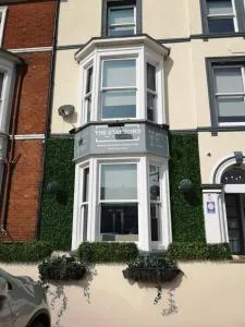 3 -Min Walk to Southport Pier & Beach Fast Wi-Fi & Perfect Getaway - Halsall