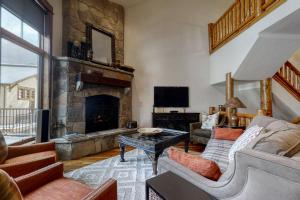 Four Bedroom House room in EagleRidge Townhomes 1446