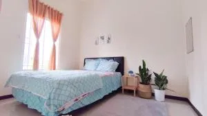 Surabaya Homey near ITS - Сурабая