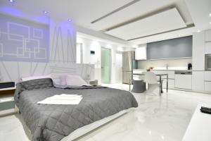 Alpha Delta Pool Suite