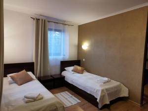 Dworek Złoty Róg Hotel i Restauracja