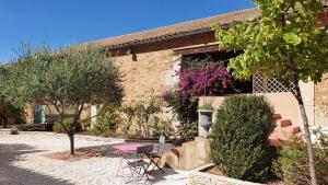 B&B / Chambres d'hotes CHAMBRE D’HOTES NATURE ET SAVEURS : photos des chambres