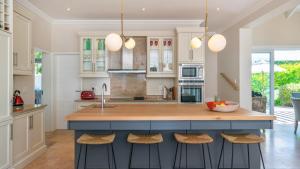 Narnia on Thesen Island